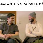 Image du film documentaire de Jean-François Marquet, Vasectomie ça va faire mâle, où l'on voit deux hommes qui discutent dans une salle d'attente